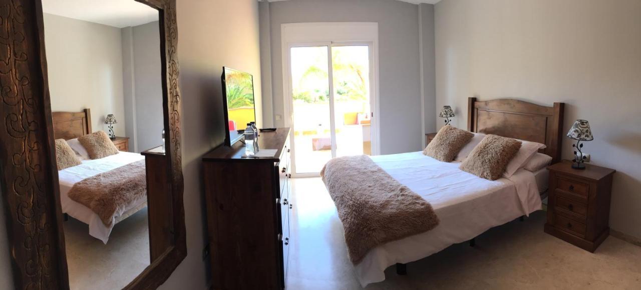 Apartamento De Lujo En Puerto Santiago Пуерто-де-Сантьяго Екстер'єр фото